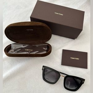 TOM FORD SUNGLASSES LARA TF573 01B